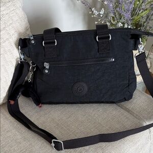 Kipling NWOT Black Messenger Bag